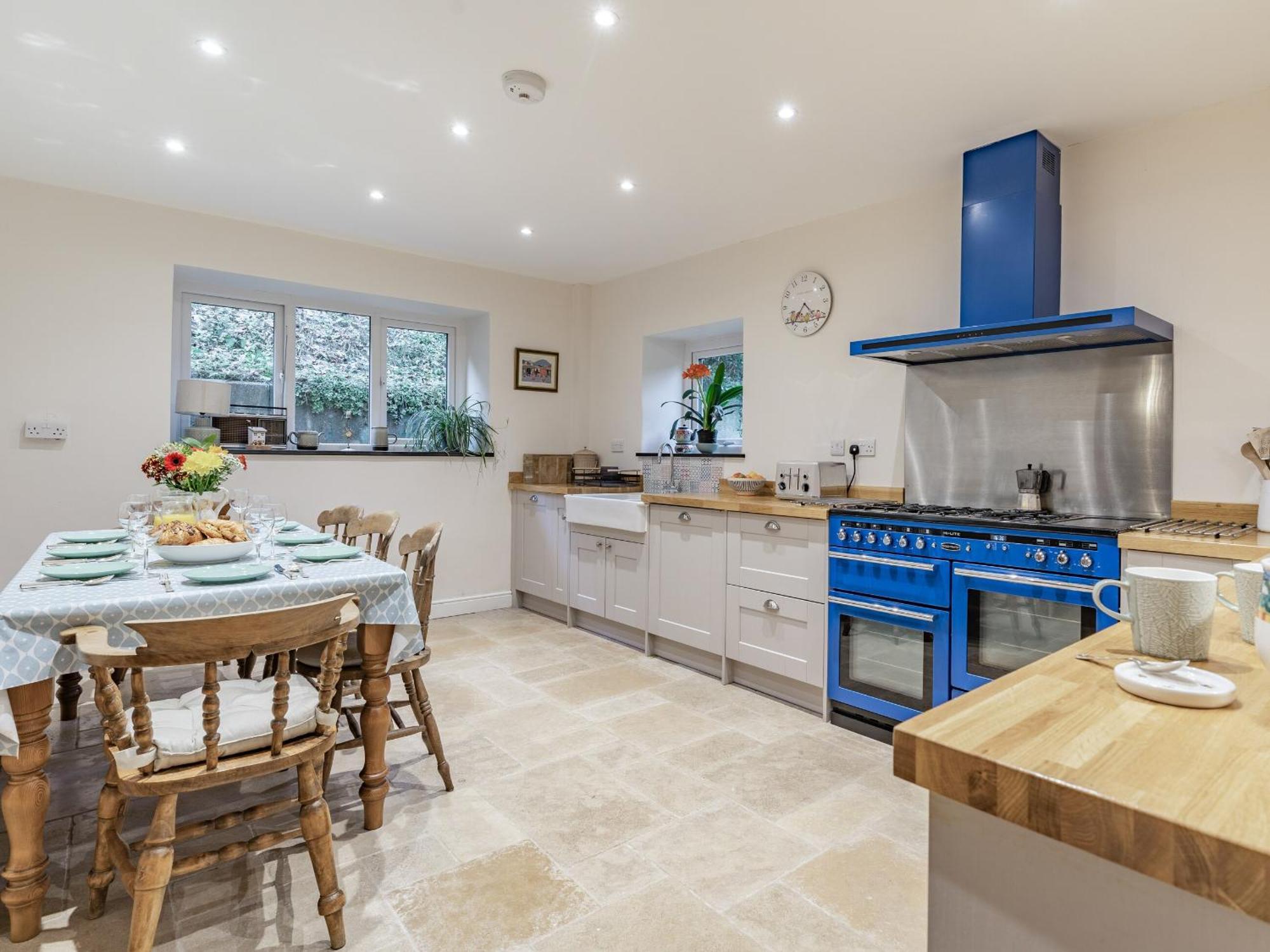 Pwll Farmhouse Llanllawdog Экстерьер фото