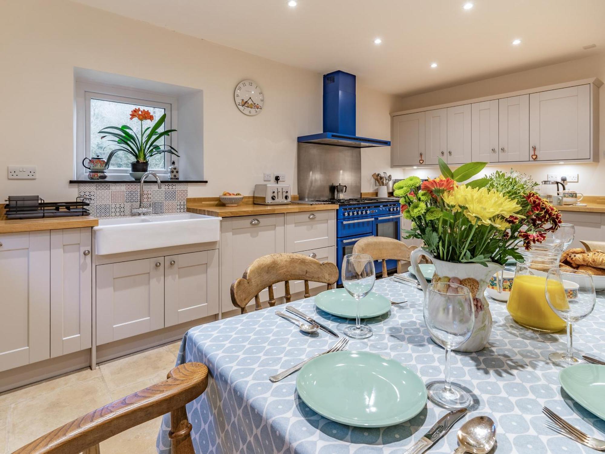 Pwll Farmhouse Llanllawdog Экстерьер фото